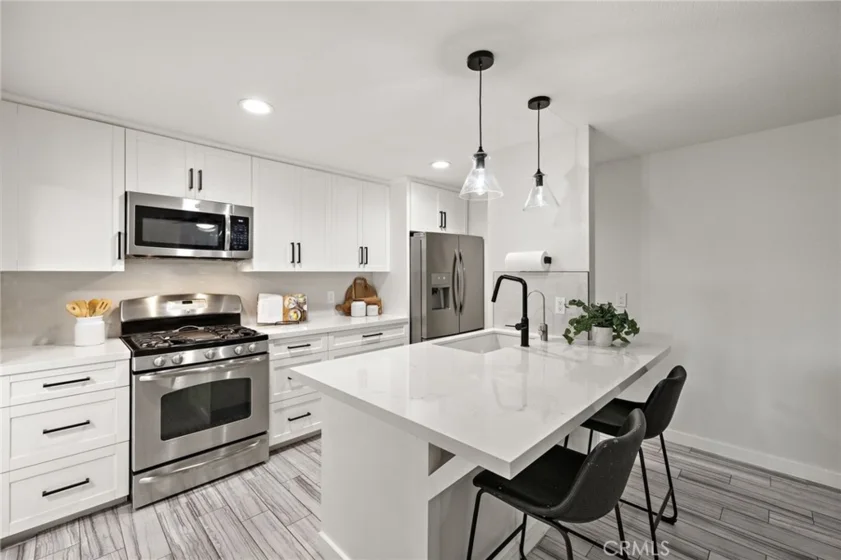 2501 S El Camino Real #309 photo 16