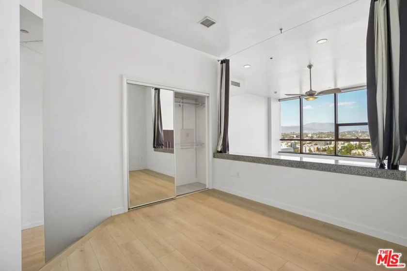 1100 Wilshire Boulevard #1804 photo 10