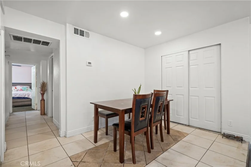21219 Roscoe photo 4