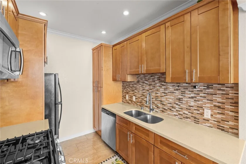 528 E. San Jose Avenue #110 photo 17