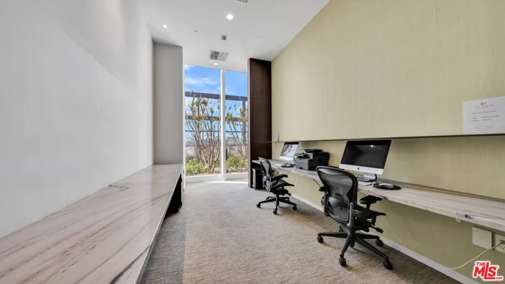 889 Francisco Street #1801 photo 19
