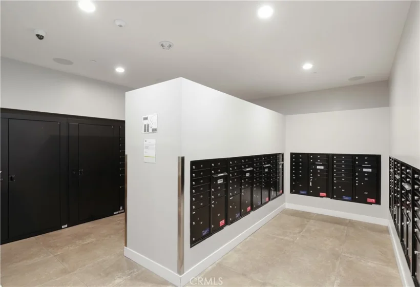 3700 Rivington photo 32