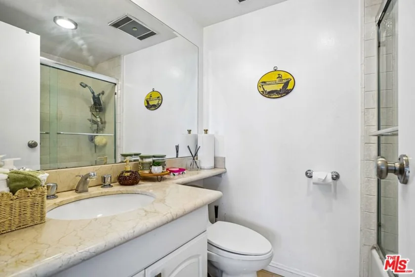 325 N Oakhurst Drive #PH2 photo 49