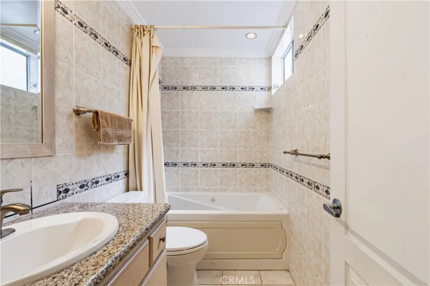 6150 Buckingham Parkway #110 photo 12