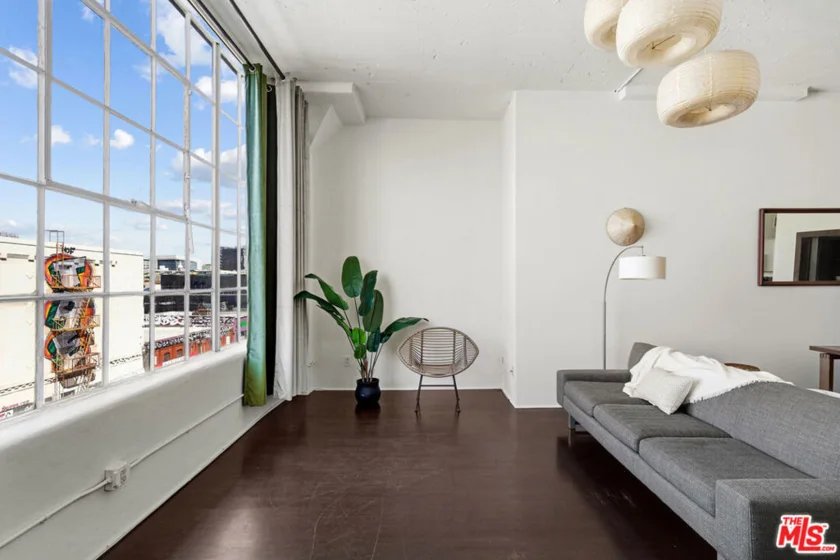 420 S San Pedro Street #410 photo 42