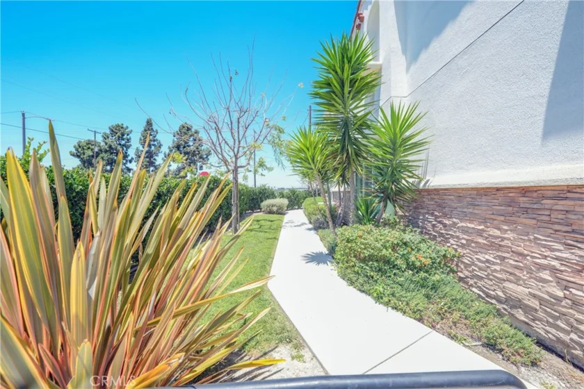 2728 W Ball Road photo 26