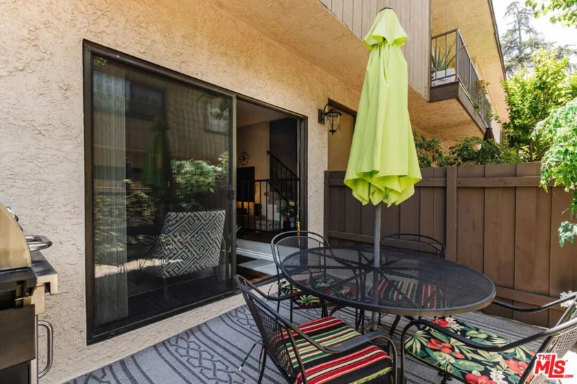 15023 Sherman Way #E photo 37