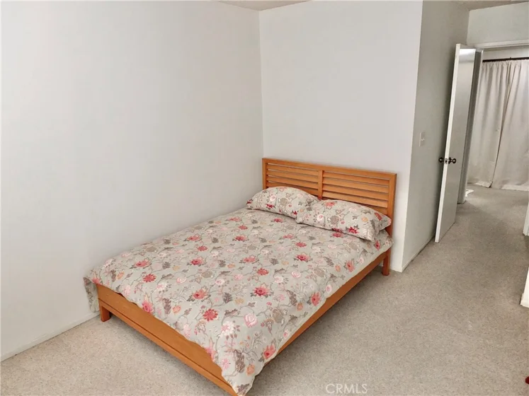 2330 Vanguard #F102 photo 23
