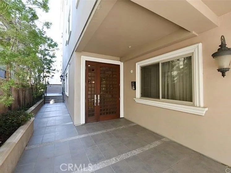 1316 Amherst #201 photo 3