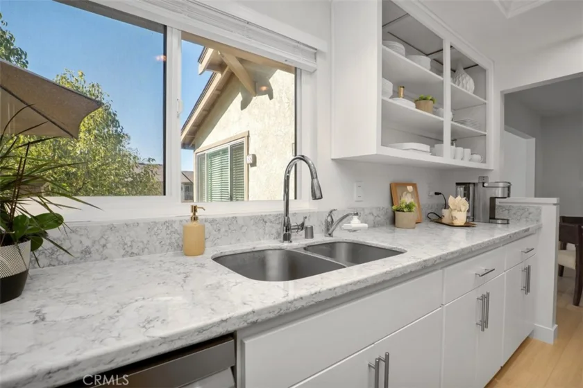 58 Clearbrook photo 11