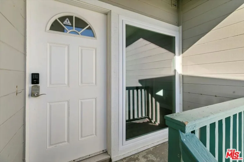 1610 Seacoast Drive #D photo 8