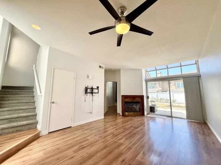 992 S Country Glen Way photo 1