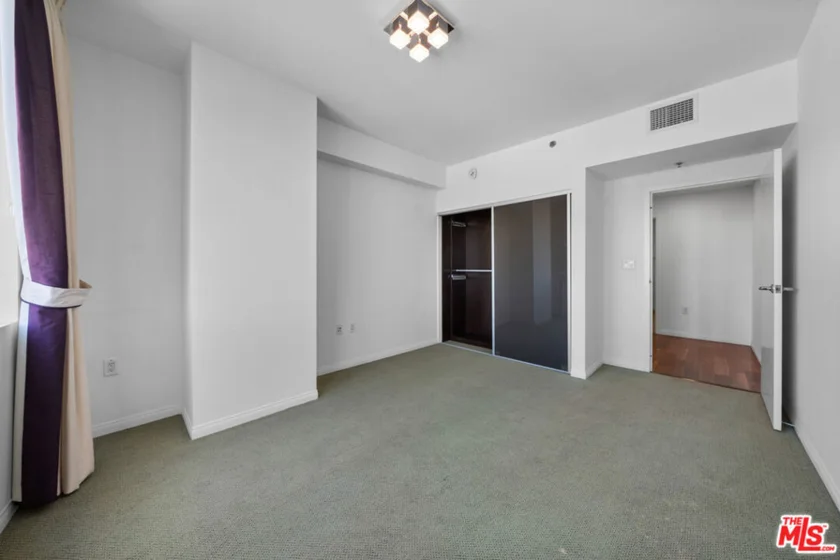 3785 Wilshire Boulevard #1709 photo 15