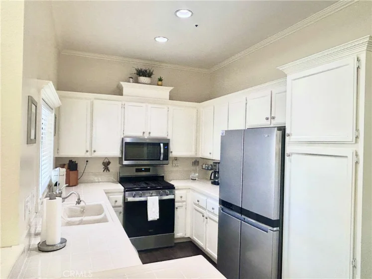 3680 S Bear Street #16 / J photo 12
