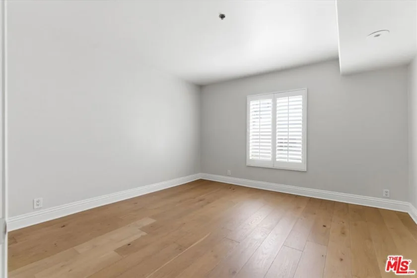 11838 Kiowa Avenue #203 photo 16