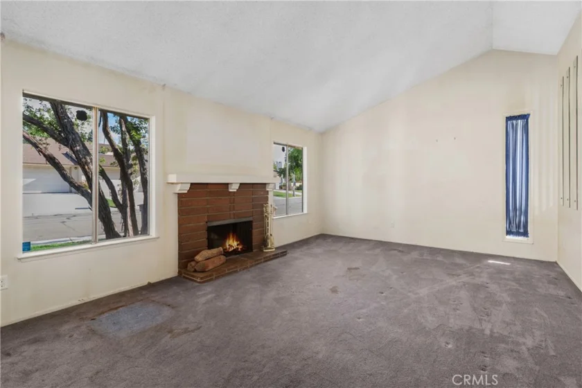 6631 Wintertree Drive photo 9
