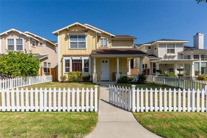 7101 Oso Avenue #15 photo 1