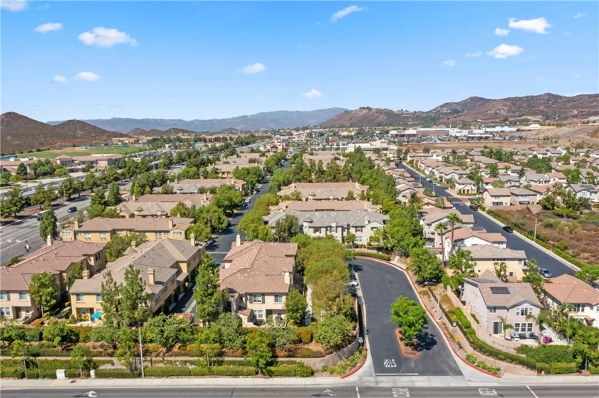 35960 Lindstrand Avenue #1 photo 1