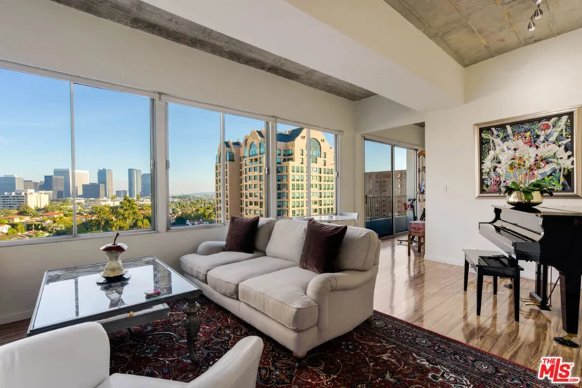 10501 Wilshire Boulevard #1106 photo 1