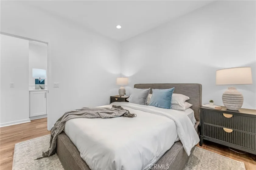 520 Caleigh photo 19
