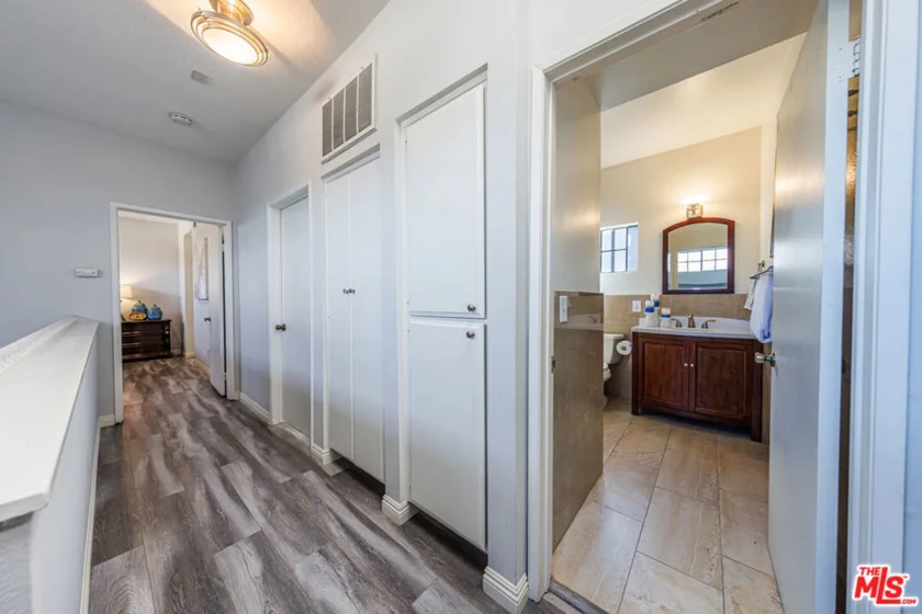 170 N Sierra Bonita Avenue #4 photo 17