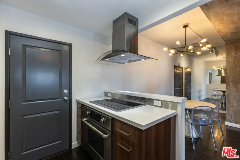 1155 N La Cienega Boulevard #110 photo 18