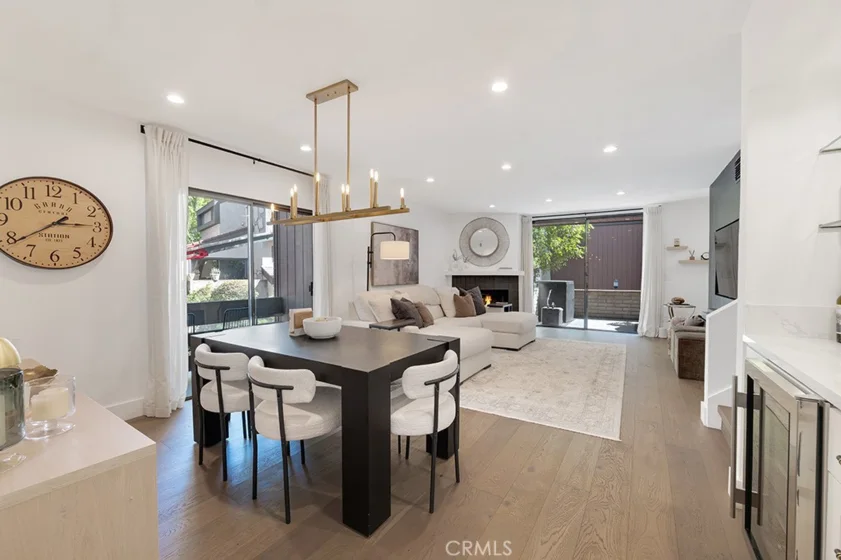 21931 Burbank Boulevard #25 photo 6