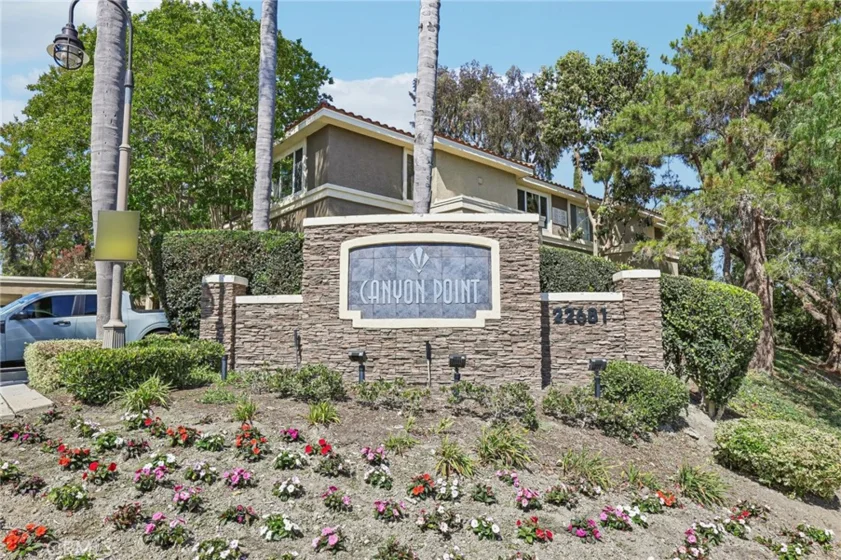 22681 Oakgrove Unit 233 photo 36