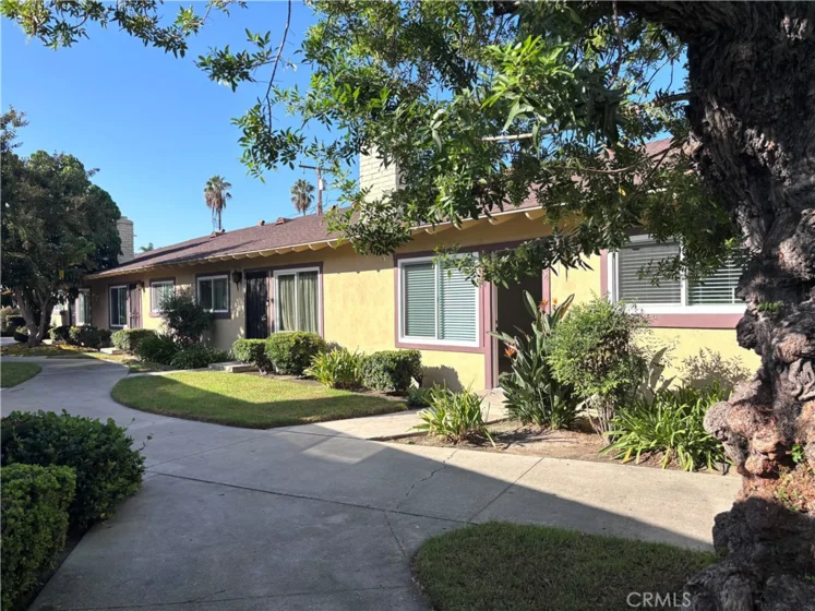 1531 E La Palma #C4 photo 9