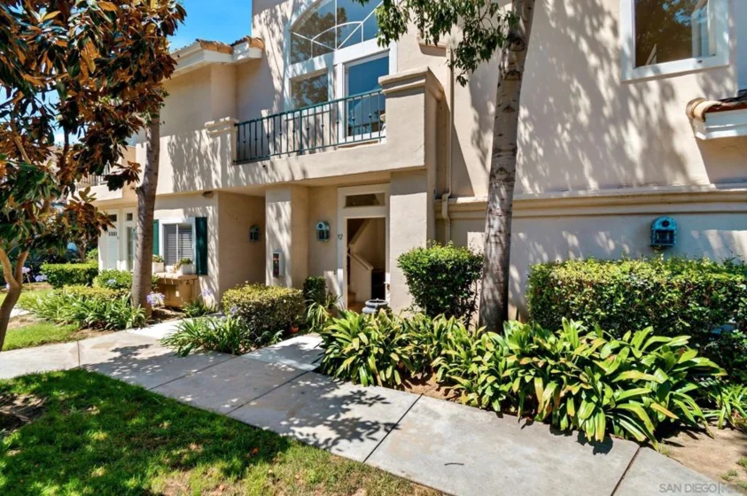 7225 Calabria Court #92 photo 6