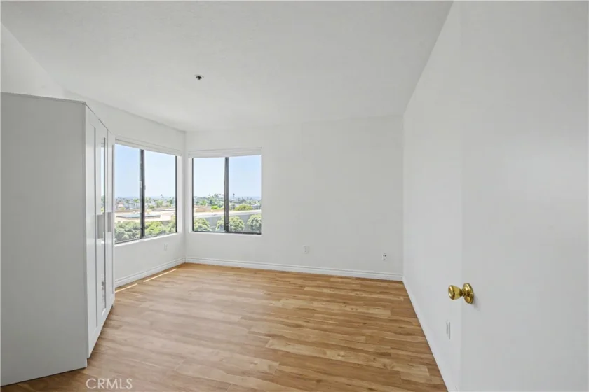 280 Cagney Lane #207 photo 17