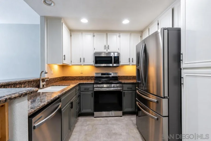 1469 Rancho Rose Way #Unit 28 photo 2