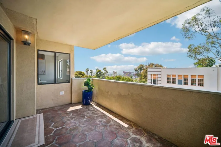 1010 Hammond Street #306 photo 32