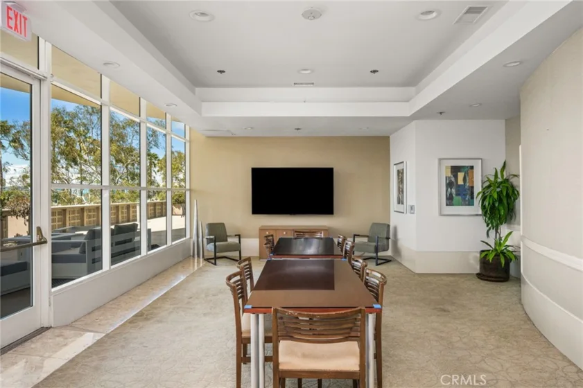 700 E Ocean #706 photo 18