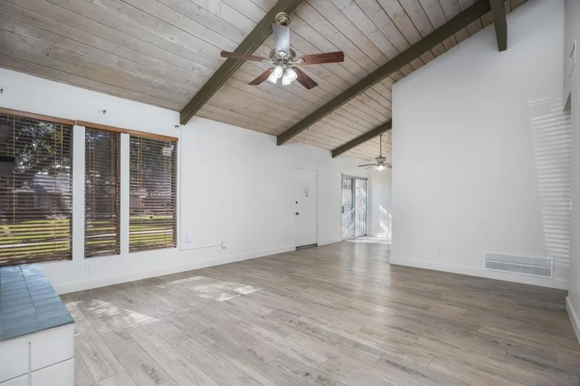 513 Shady Lane #B photo 11