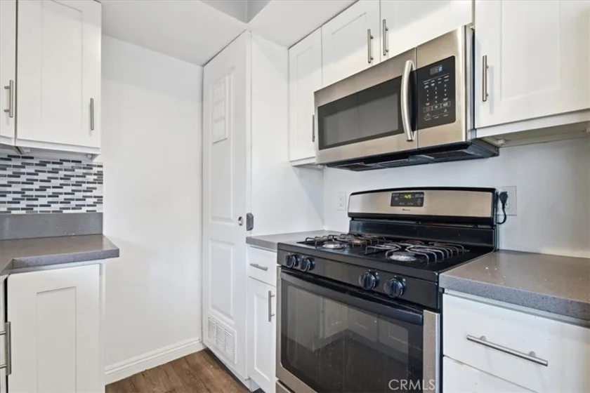 8936 Willis Avenue #11 photo 9