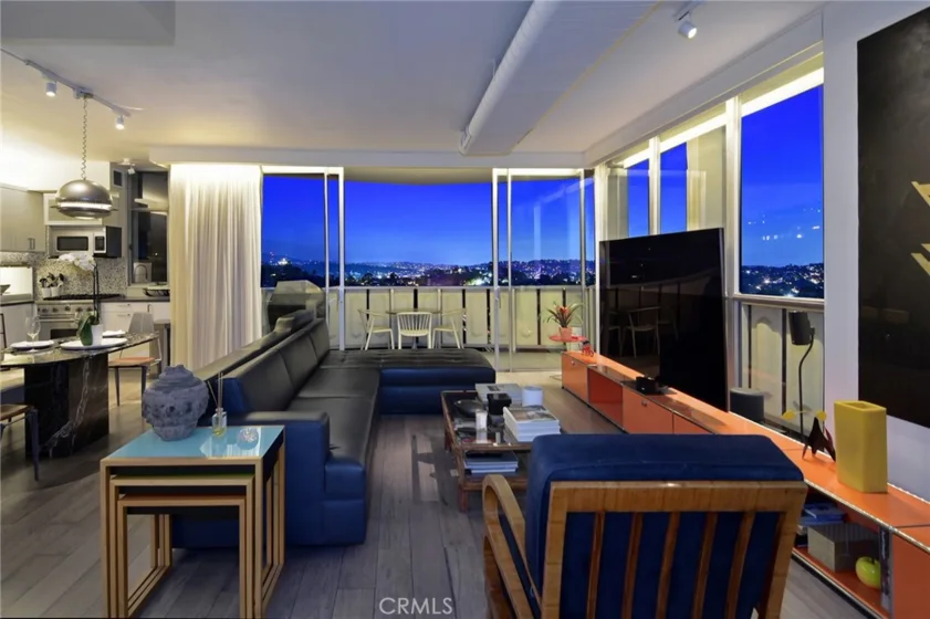 4411 Los Feliz Boulevard #1007 photo 7