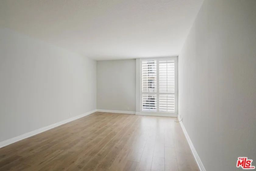 750 S Spaulding Avenue #214 photo 26