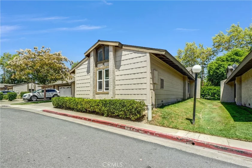 2616 N Tustin Avenue #A photo 4