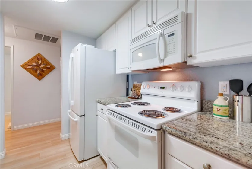 838 Pine Avenue #114 photo 3