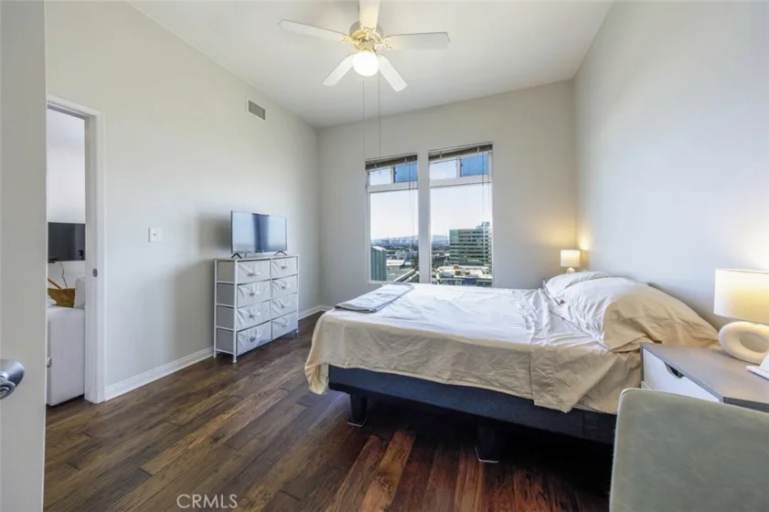 388 E Ocean Boulevard #1415 photo 14