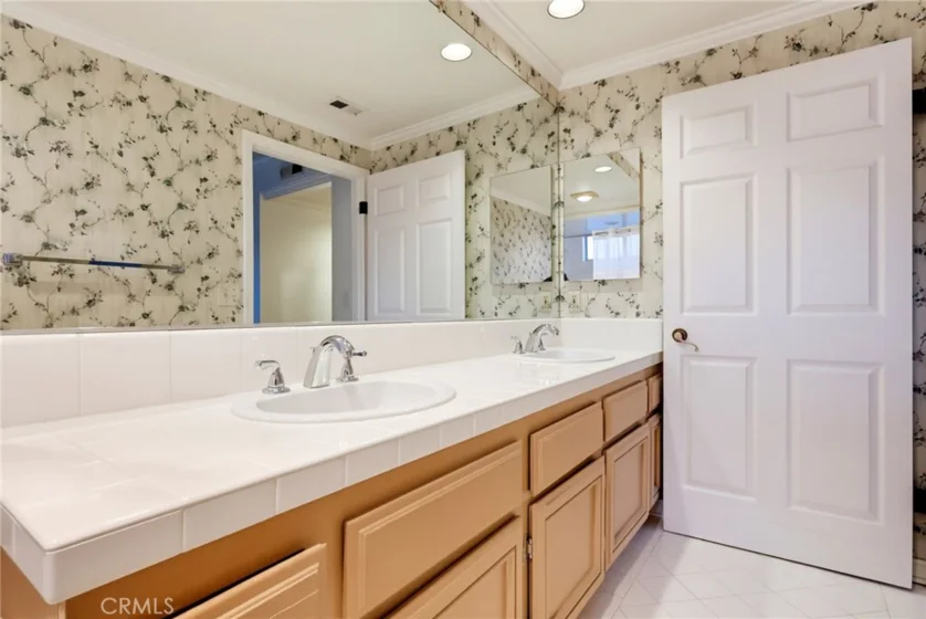 3027 South Peck Avenue #7 photo 28