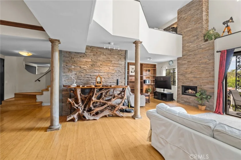 8712 Gregory Way #402 photo 1