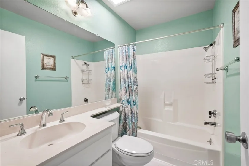 20119 Leadwell Street #3 photo 33