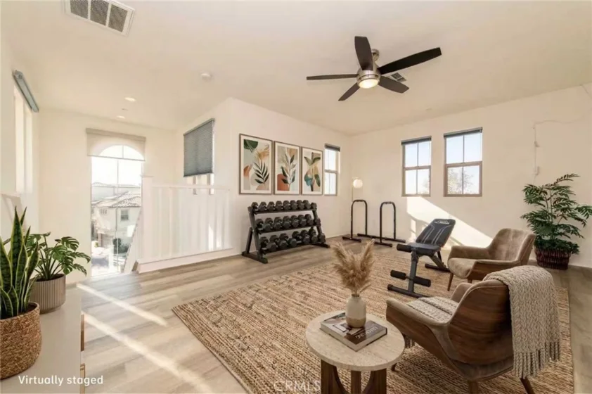 192 Finch photo 45