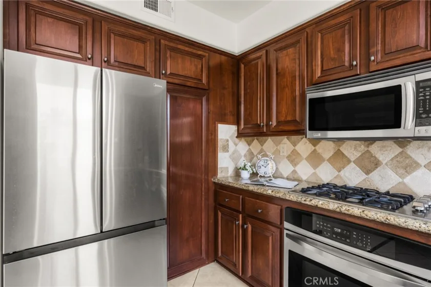 1506 Reggio Aisle photo 19