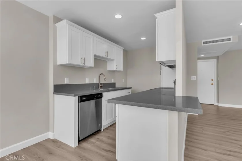 100 Atlantic #1115 photo 23