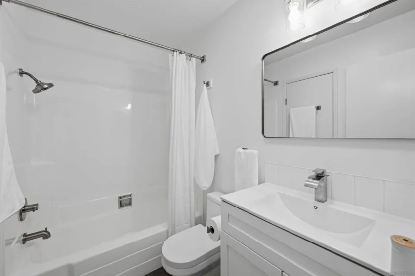 3550 Ruffin Road #240 photo 6