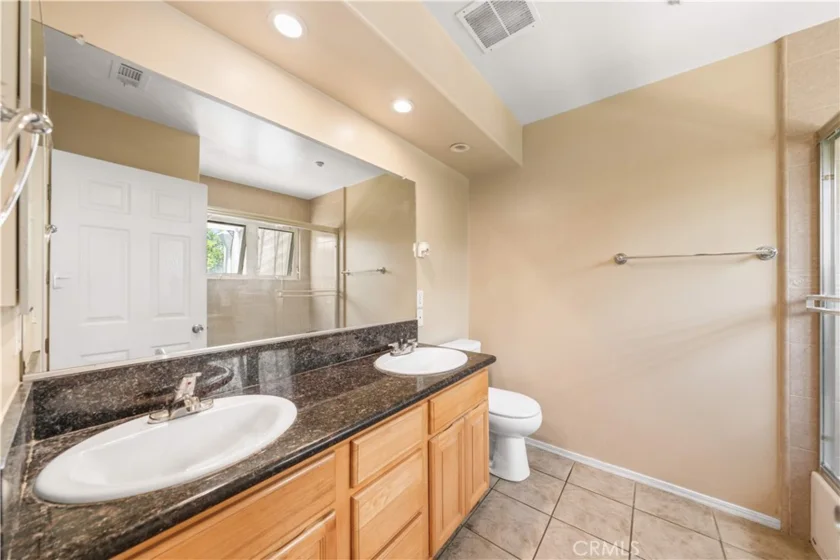 1008 S Marengo Avenue #D photo 19