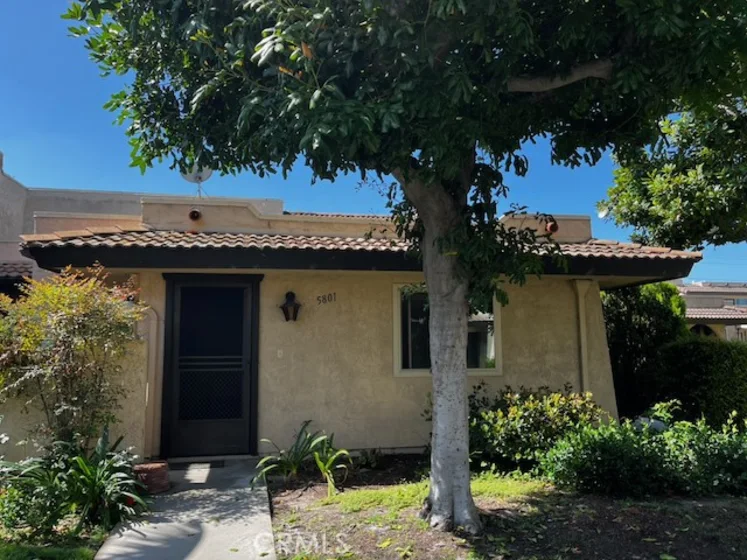 5801 La Jolla photo 1